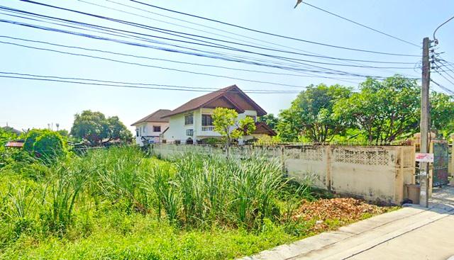 รามอินทรา61-65 MRTวัชรพล 1.1 กม.ให้เช่าที่ดิน 87ตร.วา. รร.นานาชาติกีรพัฒน์ 2.2 กม. เพลินนารี่ มอลล์ 1.1 กม.ทำเลดี หาของกินสะดวก