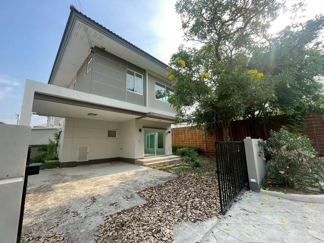 LVPU53147 ให้เช่าบ้านเดี่ยว 2 ชั้น คาซ่า วิลล์ รังสิต – คลอง 2 Casa Ville Rangsit-Klong 2 บ้านหรูดีไซน์ใหม่สไตล์ Modern และ Contemporary