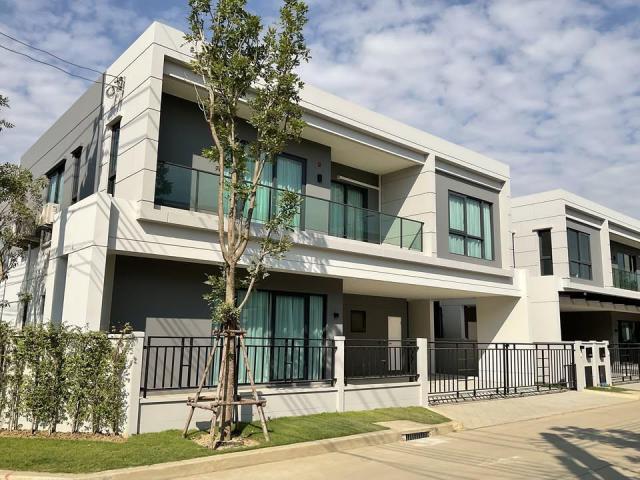 HR 6001 ให้เช่า บ้านเดี่ยว หมู่บ้าน Centro Bangna ใกล้ เมกา บางนา 