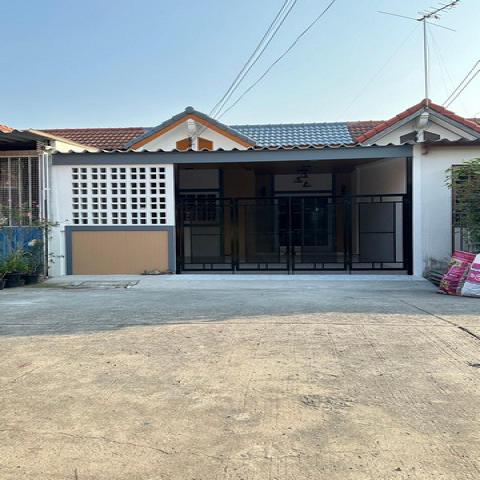 KDH0057 ขายทาวน์เฮ้าส์ บ้านตะวันออกบ้านบึง ขนาด 23 ตร.วา 