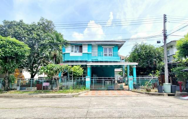 บ้านเดี่ยว อิงลดา ลำลูกกา คลอง 4 ปทุมธานี หน้าบ้านติดสวน