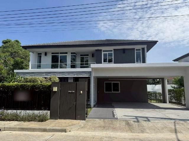 บ้านเดี่ยวหลังใหญ่ 2 ชั้น หลังสุดท้าย โครงการแลนด์แอนด์เฮ้าส์ สันทราย