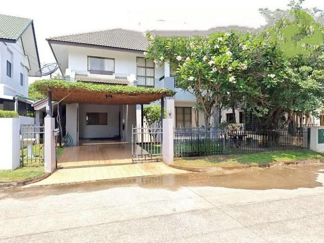 บ้านเดี่ยว 2 ชั้น สไตล์ล้านนาโมเดิร์น ทำเลดี ทางขึ้นสะเมิง หางดง