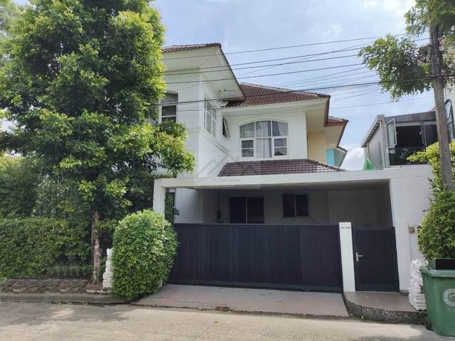 ขายบ้านเดี่ยวหรู 2 ชั้น 121 ตรว หมู่บ้านลลิล กรีนวิลล์ พระราม 9 – อ่อนนุช – สุวรรณภูมิ หลังพิเศษ ใหญ่ที่สุด ติดสโมสร ติดแอร์พอร์ตลิงค์