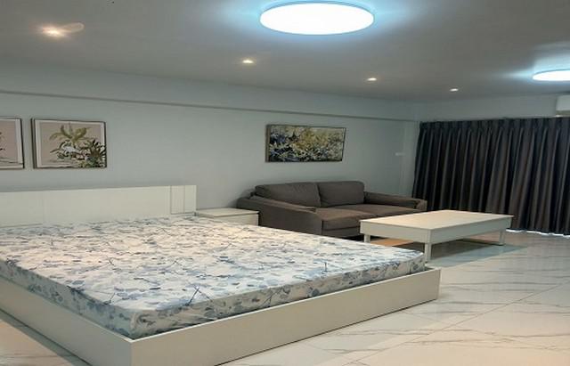 ให้เช่าถูก! ห้องรีโนเวทใหม่ เฟอร์นิเจอร์ครบ ศรีราชาเพลส พลาซ่า TP-C1325