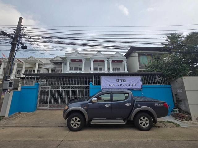 บ้าน 2 ชั้น ซอย พหลโยธิน 35 แยก 9 แขวงลาดยาว เขตจตุจักร กรุงเทพมหานคร