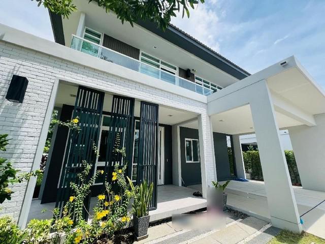 บ้านเดี่ยวหลังใหญ่ 2 ชั้น แปลงมุม โครงการหรู มัณฑนา สันทราย 