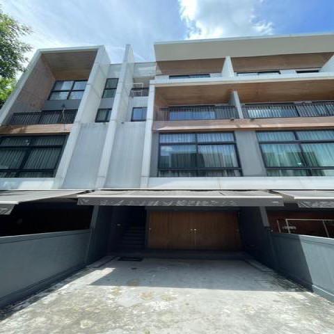 HR 6036 ให้เช่าทาวน์โฮม 3.5 ชั้น Arden ลาดพร้าว 71 ใกล้โรงเรียนสตรีวิทยา 2