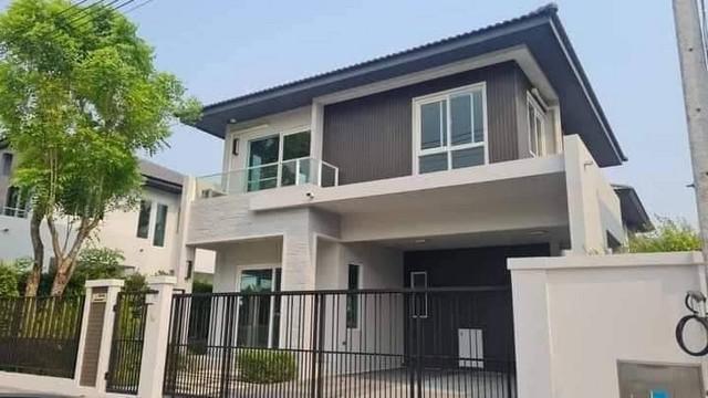 บ้านเดี่ยว 2 ชั้น บ้านใหม่ ยังไม่มีใครเข้าอยู่  โครงการ สีวลี สันกำแพง 