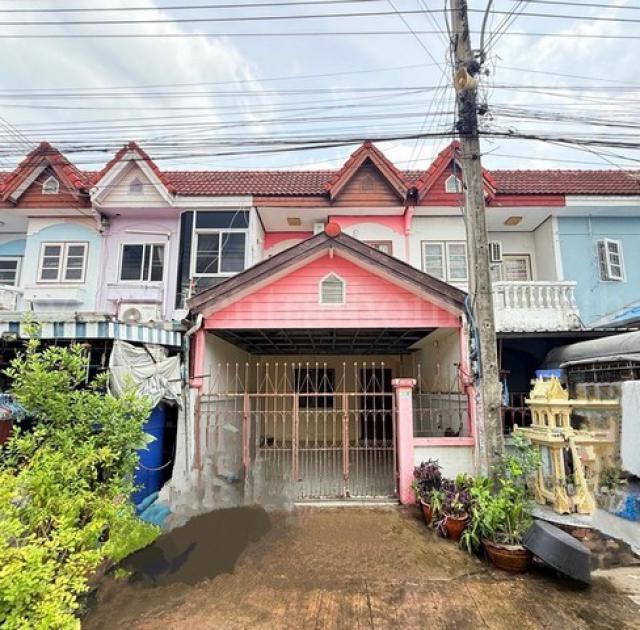 ทาวน์เฮ้าส์ หมู่บ้าน ฉัตรณรงค์ วิลล่า 5 ลำลูกกา คลอง 7 ปทุมธานี