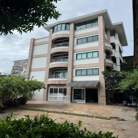 ขายอาคารสำนักงาน 5 ชั้น ใกล้ศาลากลางฯ พื้นที่ใช้สอยกว่า 1,200 ตร.ม. เพียง 41 ล้านบาท เท่านั้น!!