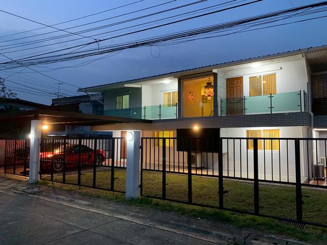 ให้เช่าบ้านเดี่ยว 2 ชั้น 80 ตร.ว. 5 ห้องนอน ย่านเสนานิคม-โชคชัย 4 ออกเลียบด่วนได้