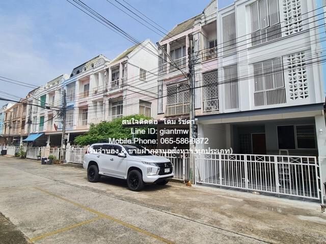 ทาวน์เฮ้าส์ ขายทาวน์โฮม 3 ชั้น (รีโนเวทแล้ว) ม.ทรัพย์หมื่นแสน ซ.นวลจันทร์ 36 4Bedroom 3500000 THB   ราคาดี 1. เป็นทาวน์โฮมที่รีโนเวทเรียบร้อยแล้ว เพียงแค่ไปซื้อเฟอร์นิเจอร์ และเครื่องใช้ไฟฟ้าเพิ่มเติมก็เข้าอยู่ได้เลย  2. ทำเลที่ตั้งของหมู่บ้านนี้ตั้ง