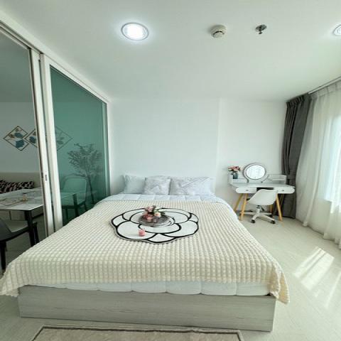 ขาย Aspire Erawan Tower Bห้องรีโนเวทใหม่ทั้งห้อง สวยตรงปก เฟอร์นิเจอร์ เครื่องใช้ไฟฟ้าครบครัน ผู้ซื้อได้รับทุกอย่างตามในรูป
