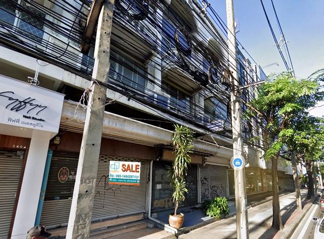 อาคารพาณิชย์ 4.5 ชั้น ซอยลาดพร้าว 118 ติดถนนลาดพร้าว ติดสถานีรถไฟฟ้ามหาดไทย 