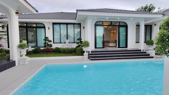 ขายบ้าน Pool Villa สวยพร้อมอยู่ ห้วยใหญ่ บางละมุง ชลบุรี 144 ตรว. สไตล์โมเดิร์นหรู เหมาะสำหรับอยู่อาศัย ทำบ้านพักตากอากาศ ปล่อยเช่า Airbnb 