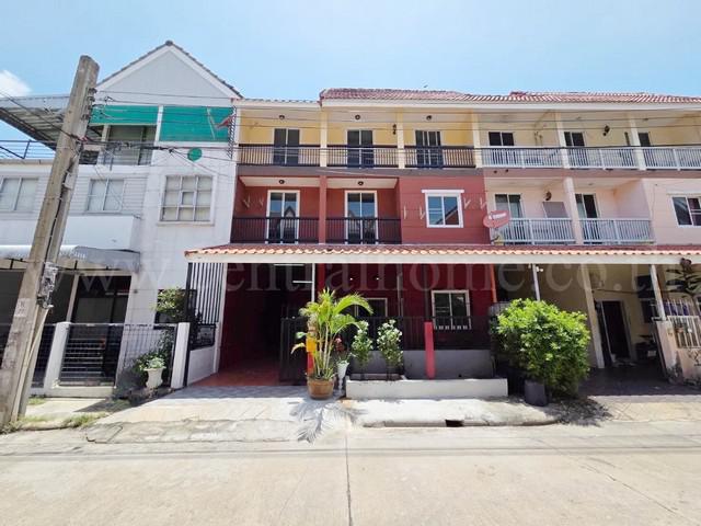 B1 ทาวน์โฮม 3 ชั้น บ้านลูกกอล์ฟ พรีเมี่ยม เมืองทองธานี ราคาถูก
